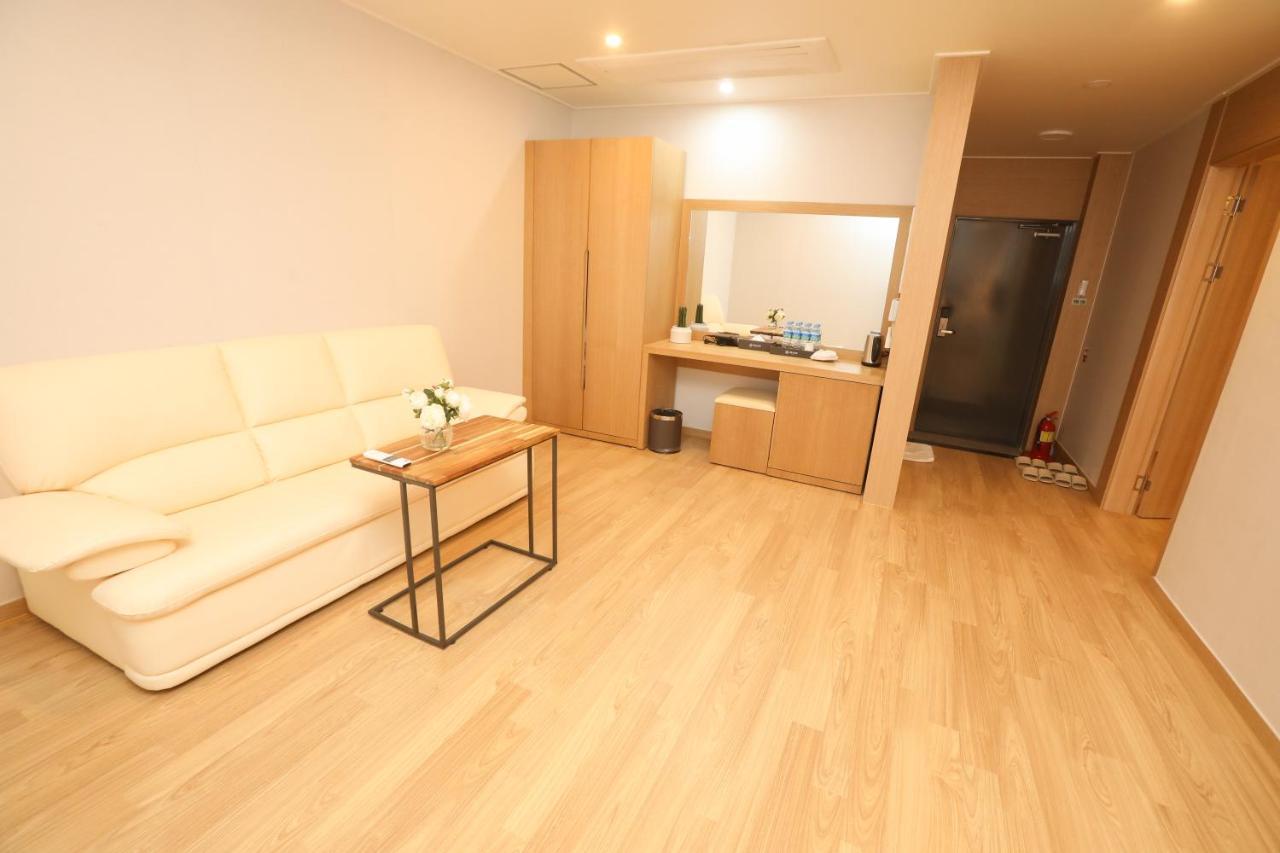 Daedunsan Hotel Wanju Buitenkant foto