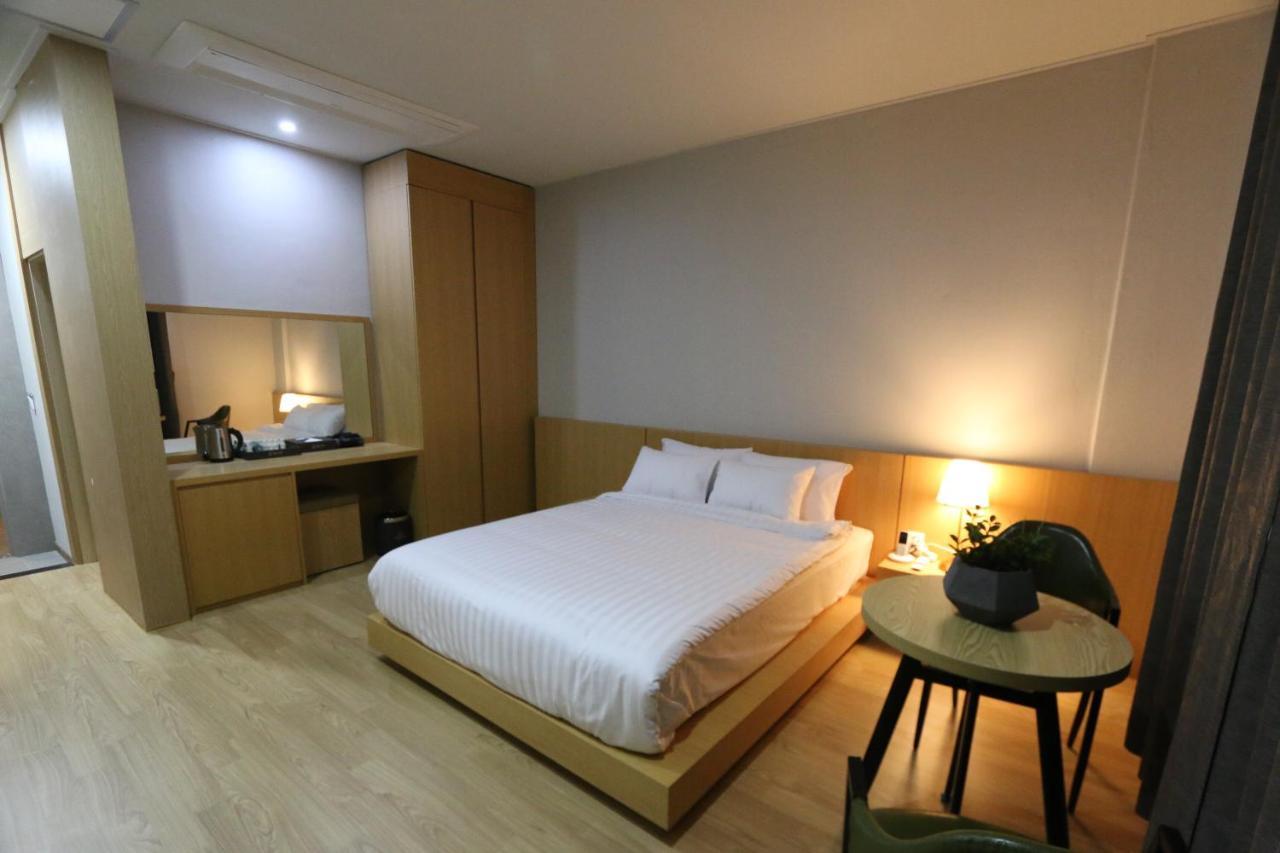 Daedunsan Hotel Wanju Buitenkant foto